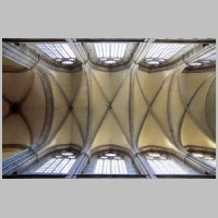 Cathedrale de Dijon, photo by Boris Roman Mohr on flickr,5.jpg